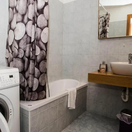 3 For 6 People Apartamento *